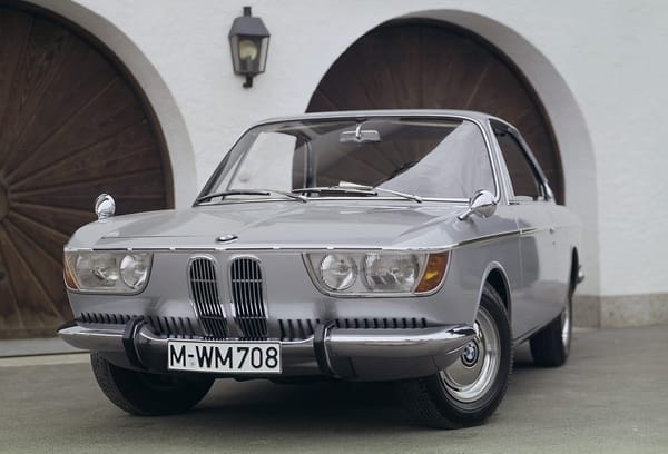 Revolutionary Elegance: The BMW 2000 C/CS – A Deep Dive into a Classic
